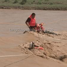 新疆库车大峡谷洪水谣言背后的行业洞察：旅游信息真实性挑战与机遇
